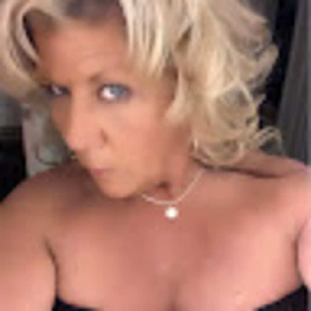 Meet your Posher, Vickie
